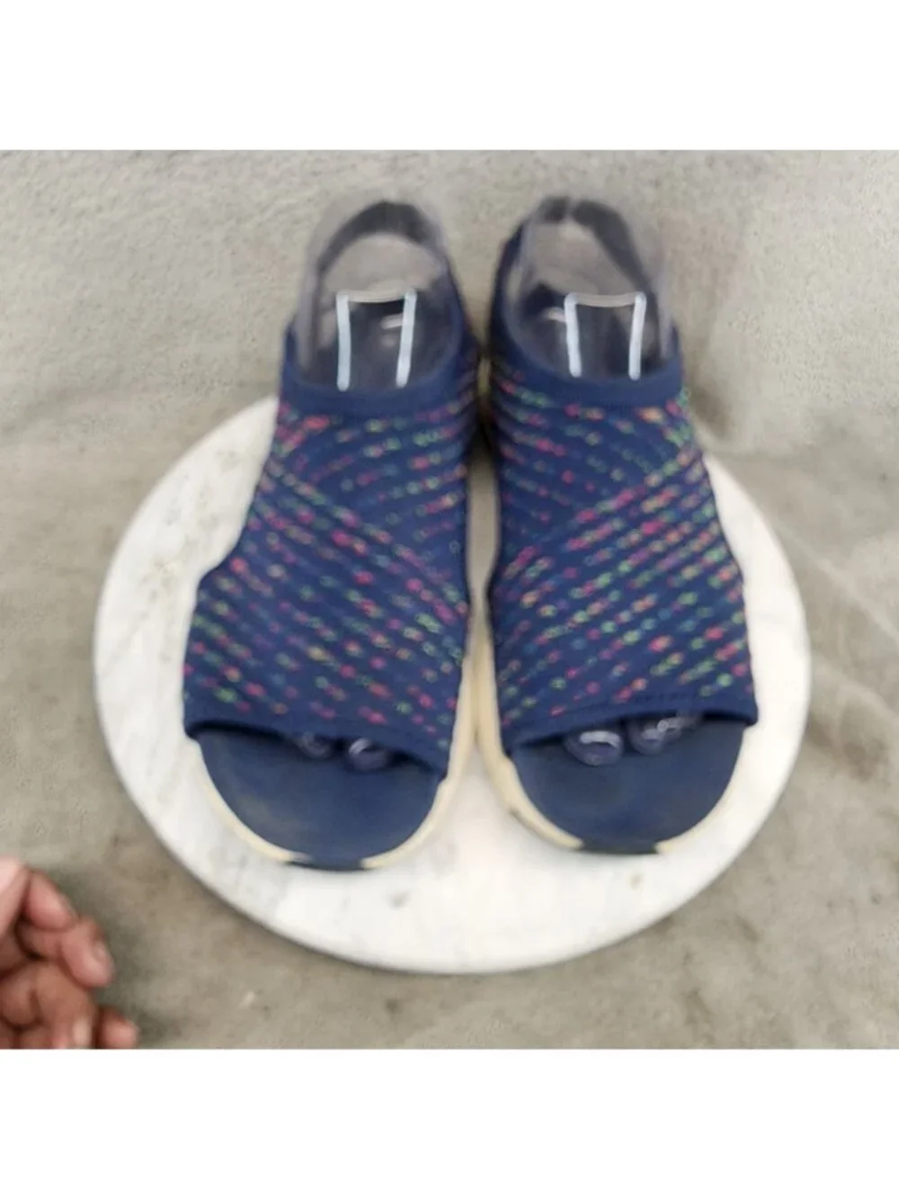 Skechers Womens Size 9 Catchy Wave Arch Fit Navy Rainbow Knit Sandals *Read*